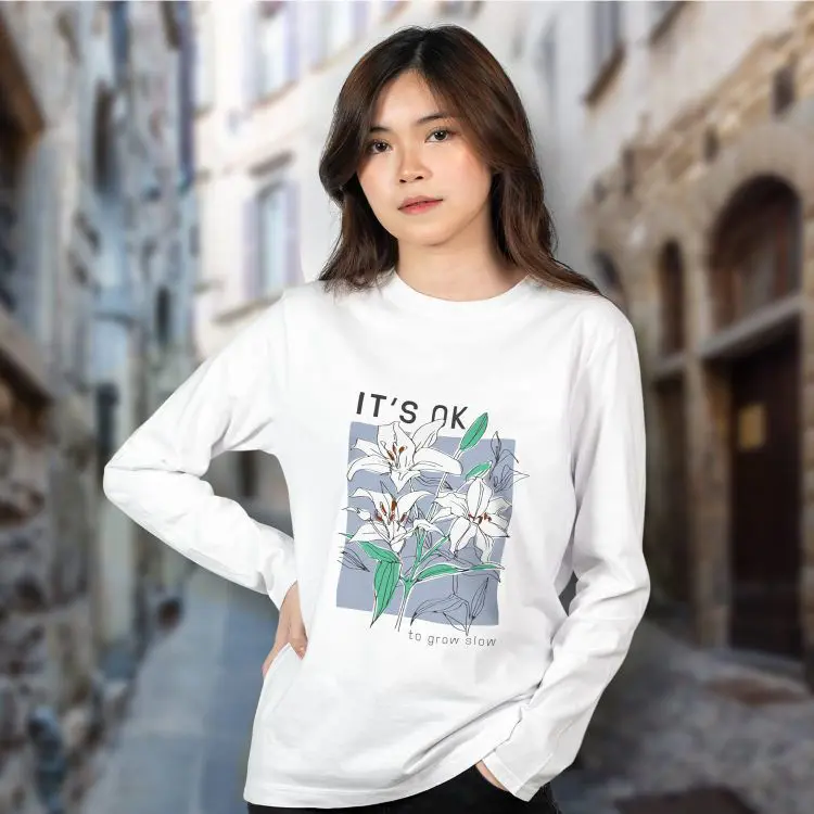 Picture of TRENDSWEAR Harlow Women's Long Sleeve Crew